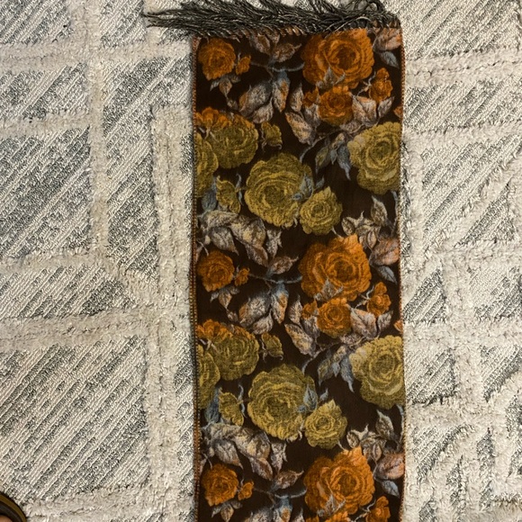 Cashmink Floral Patterned Scarf - warm Fall colored Brown and Gold - Picture 2 of 3